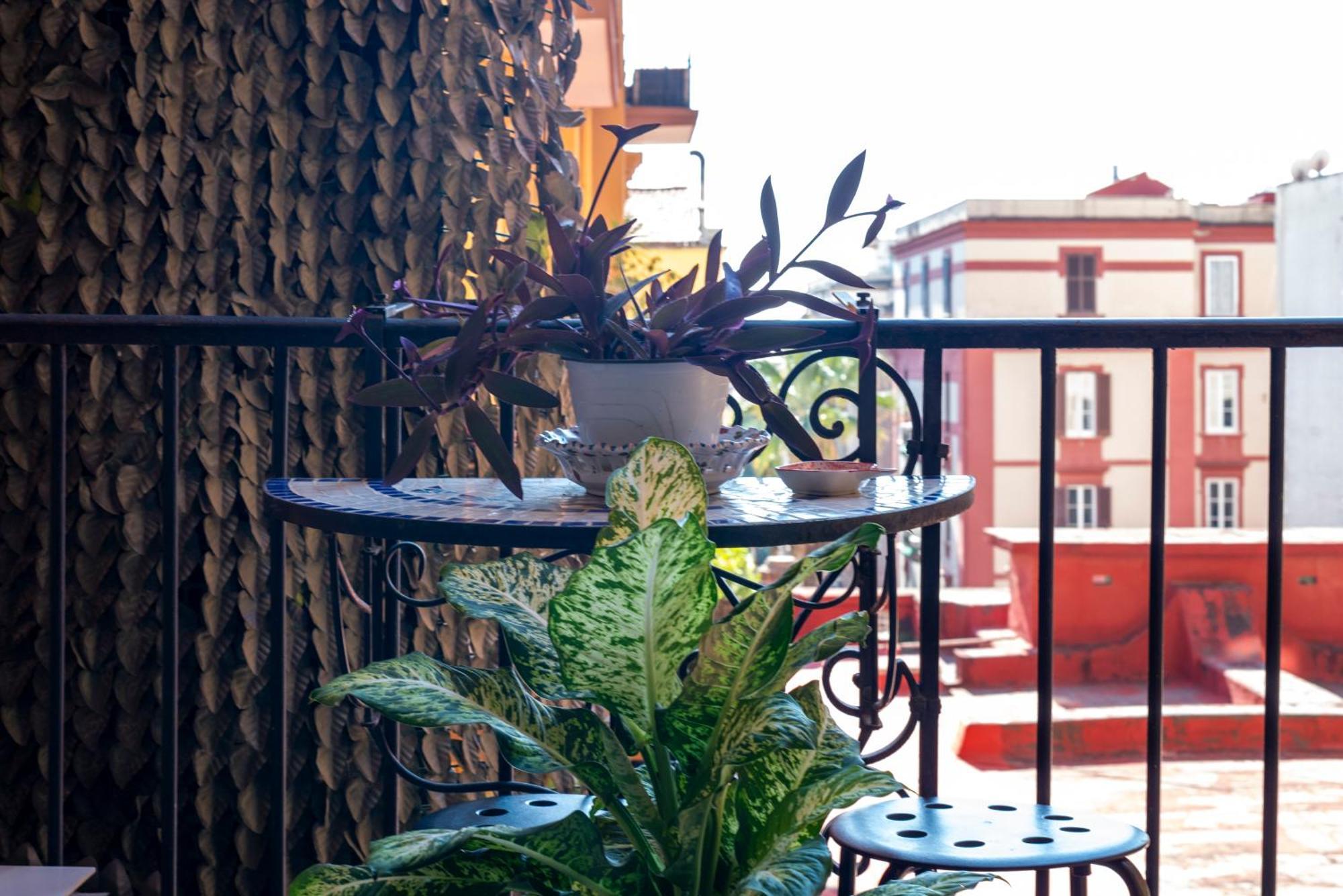 B&B Le Stanze Dei Mille Neapel Exterior foto